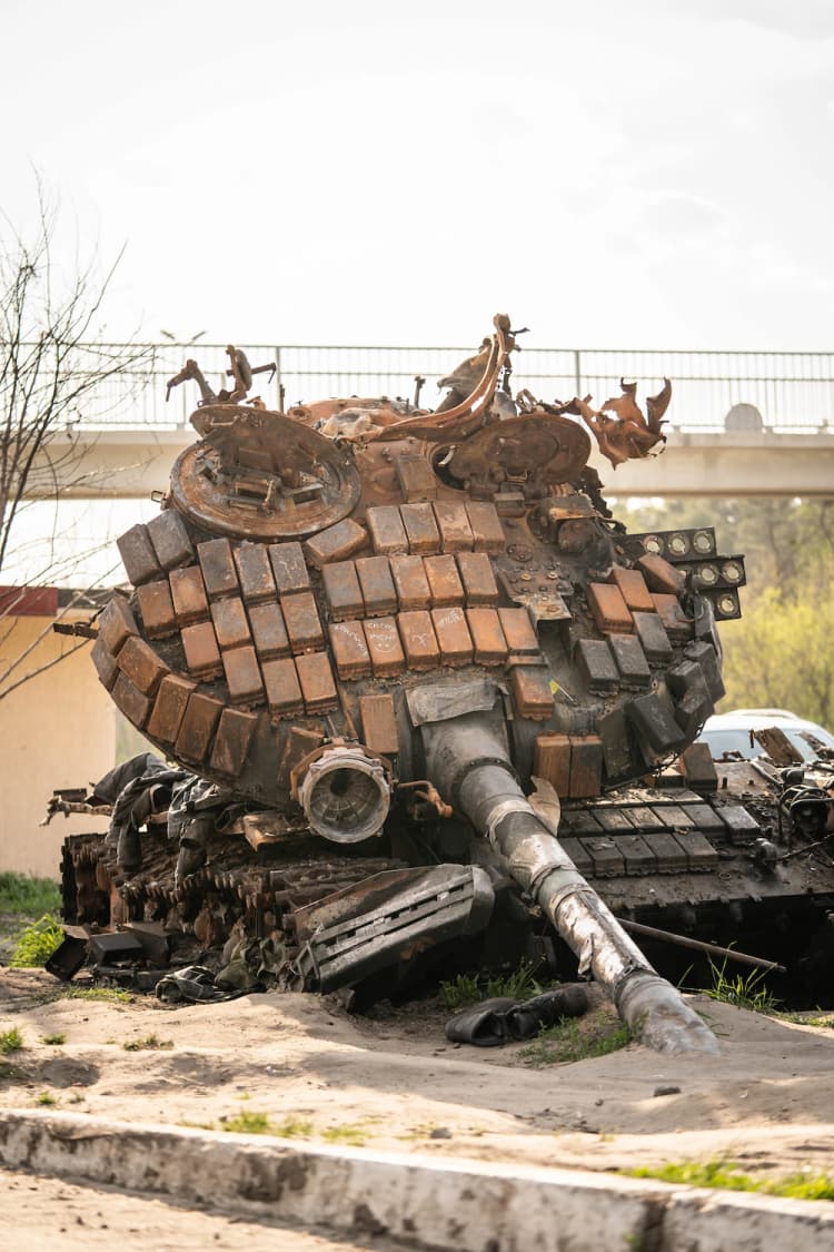 Зображення підірваного танку